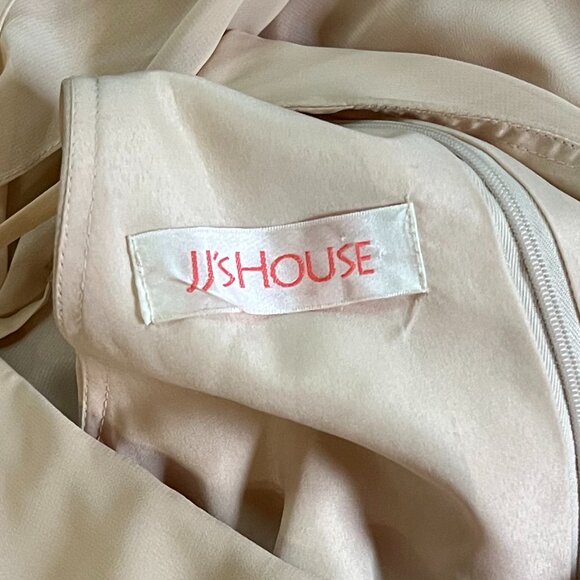 JJ's House Cream-Colored Double-Lined Halter Bridesmaid/Prom Gown, Size 2 - Picture 10 of 12